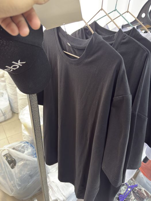 Футболка черная базовая