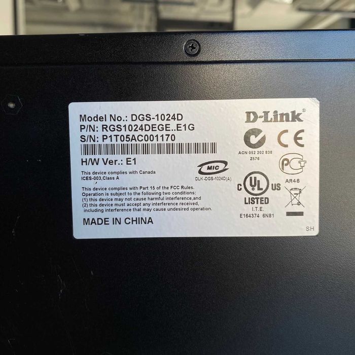 Коммутатор D-Link DGS-1024D