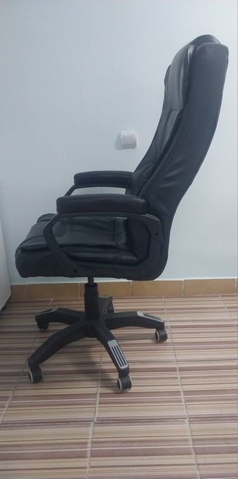 Продам Кресло Major