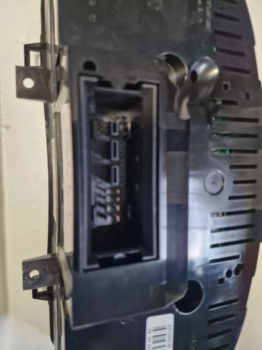 Ceasuri bord vw golf 5 motor 1,4benzina 1,6 benzina maxidot/minidot