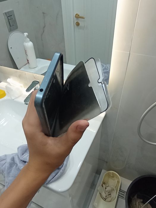 Redmi 13 в плохом состоянии