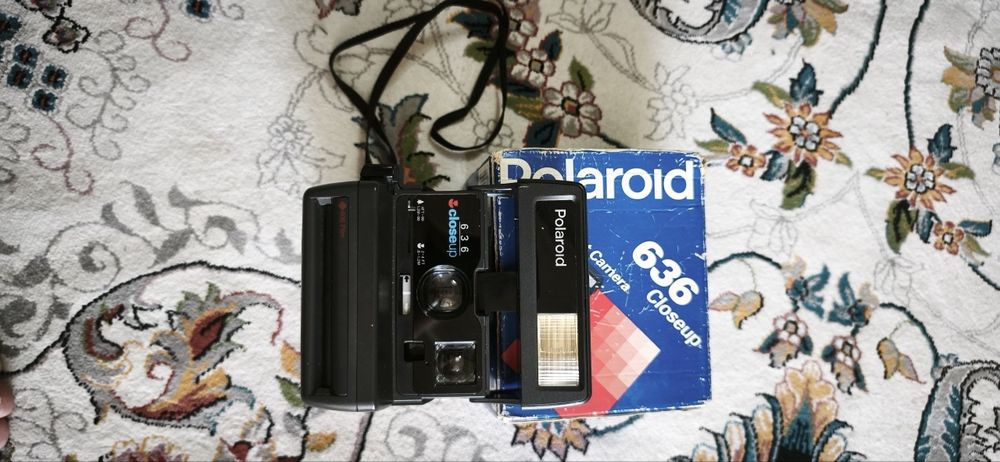 Polaroid fotoapparat sotiladi retro ishqibozlari uchun zudlik bilan