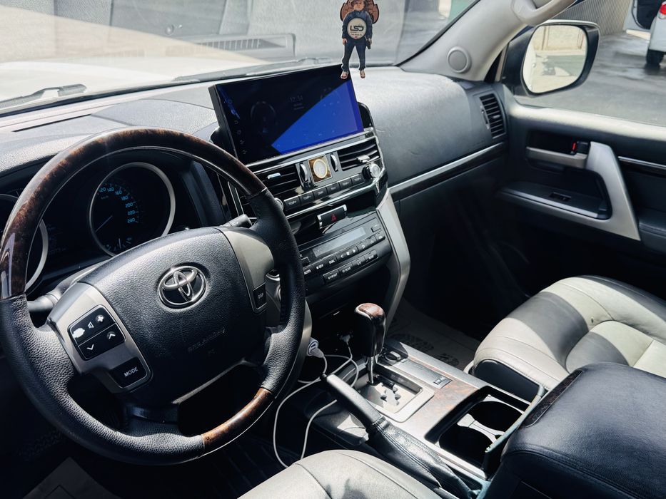 Салон на 200 крузак