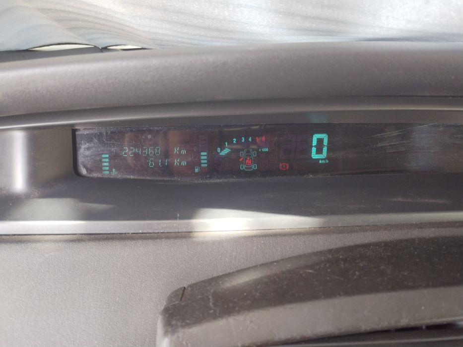 Vând Renault scenic