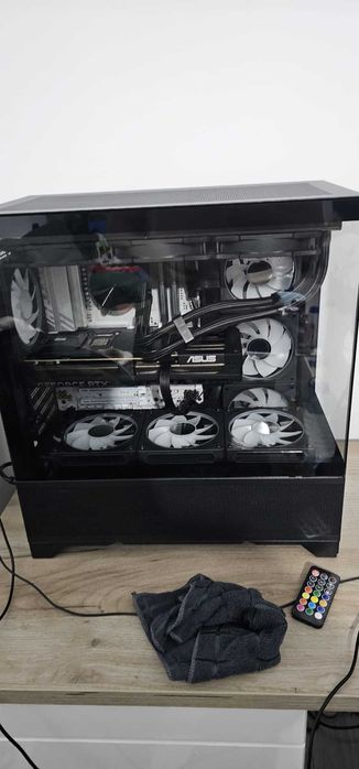 PC Gaming r7 9800x3d 5070ti 32gb ram 2tb GARANTIE!