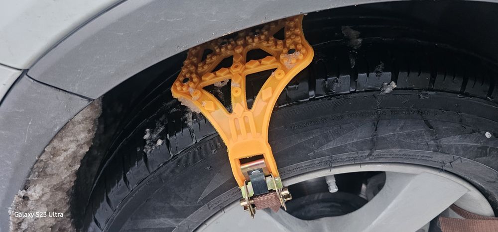 Цепь браслет антискольжения шипы