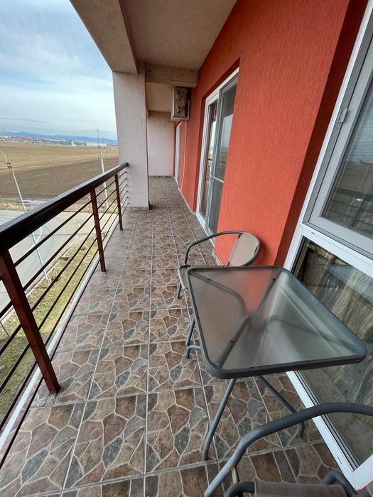 Inchiriez apartament 3 camere,bloc nou,Micalaca