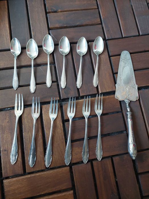 Комплект немски дебело посребрени прибори