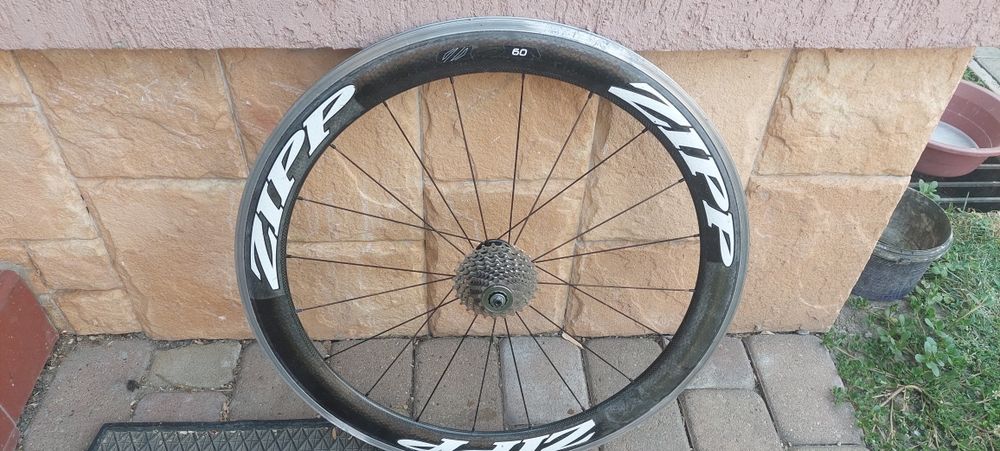 Roata spate cursiera Zipp 28"reparata