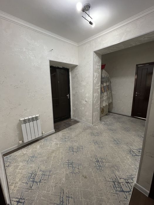 Продаётся 3х-комнатная квартира в 27ом м/р, дом 10, кв 1