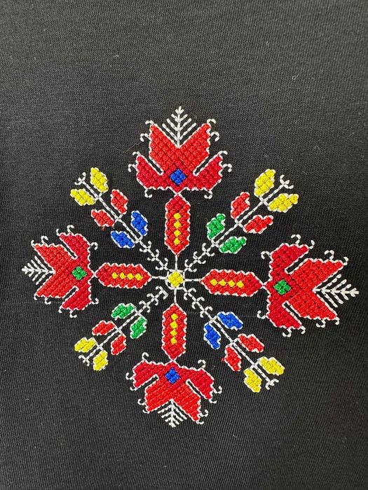 Тениски с бродерия ШЕВИЦА, различни размери