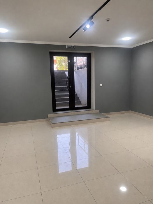 Сдаеться в субаренду коммерческое помещение  — 400 м²