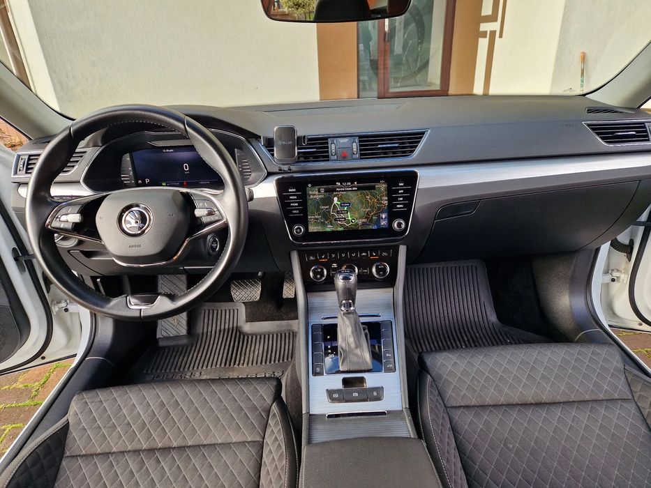 Skoda Superb Garantie 3 ani, TVA Deductibil, Posibilitate Leasing, Credit