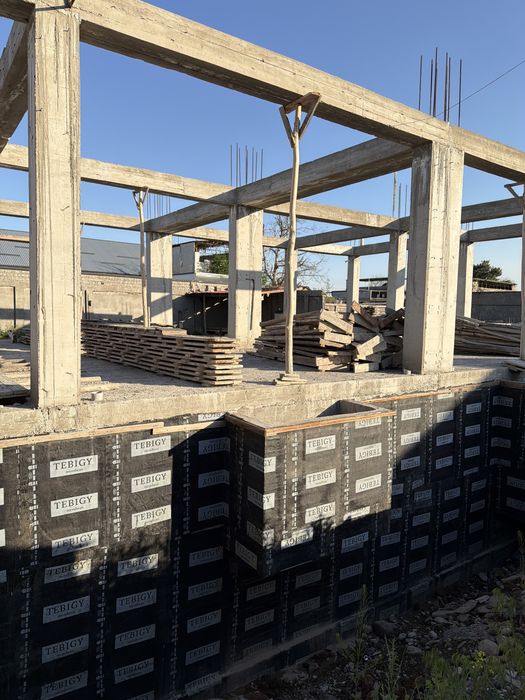 Участок 6 соток 2 недостроеных дома новый Ташкент