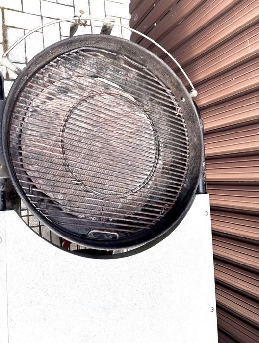 Gratar pe gaz si carbuni Weber