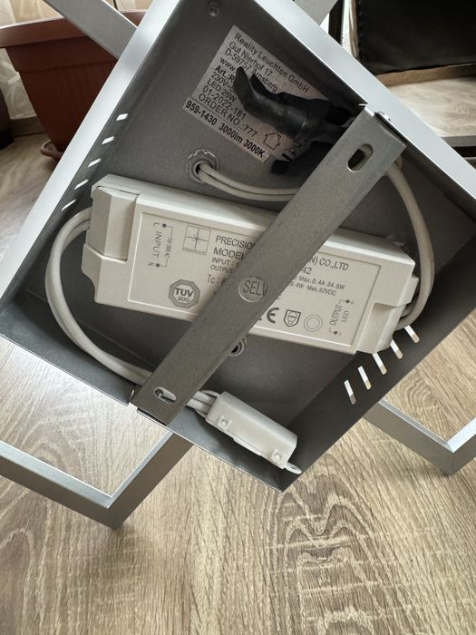 Плафон - нов, цветна температура - 3000К