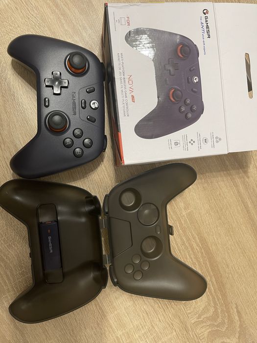 Геймърски контролер GameSir Nova Lite (Безжичен / Hall Effect) + Кейс за съхранение