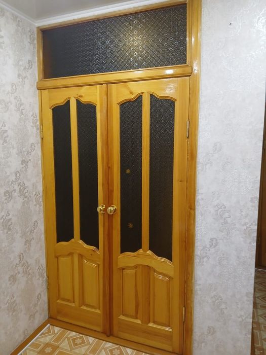 Продам деревянные межкомнатные двери
