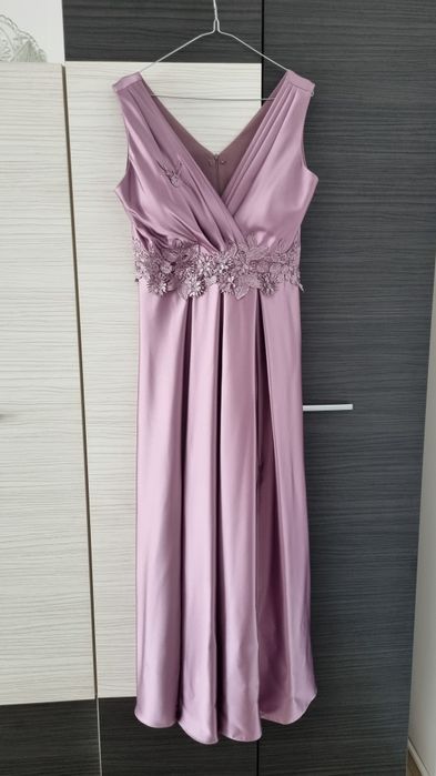 Vand rochie de ocazie