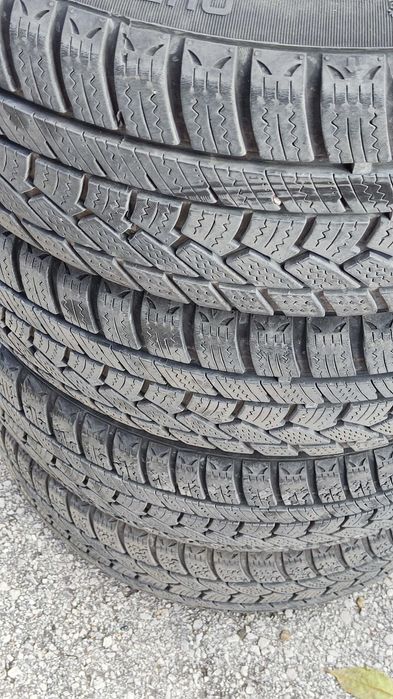 Зимни гуми 225/45 17 MIRAGE MR-W562