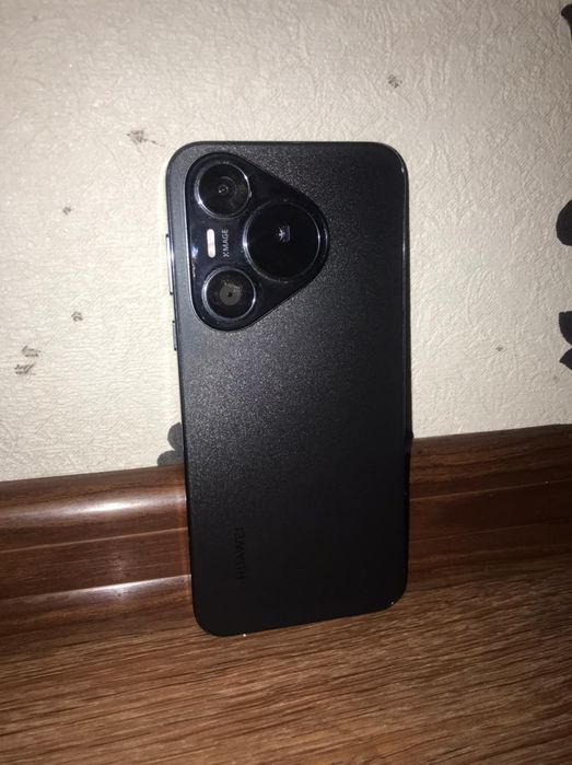 Продам Смартфон всё работает