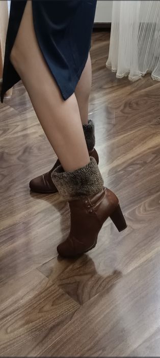 Продам зимние полусапожки