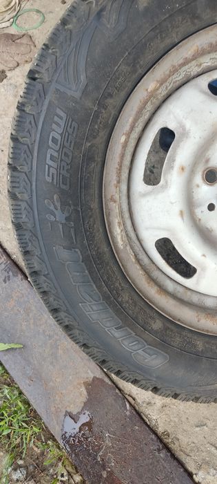 Продам зимнюю резину