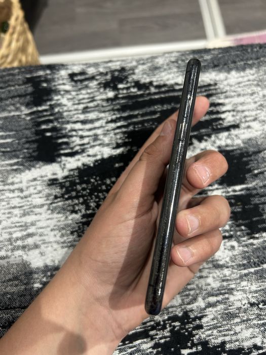 Iphone използван, всичко работи!