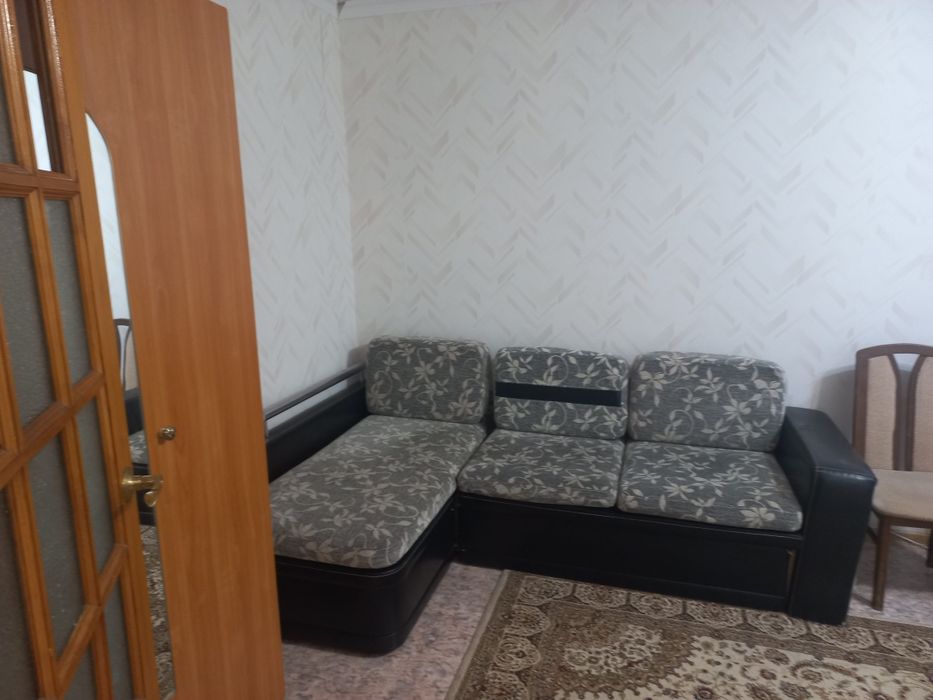 Сдам 1 ком.кв в районе университета Жубанова.