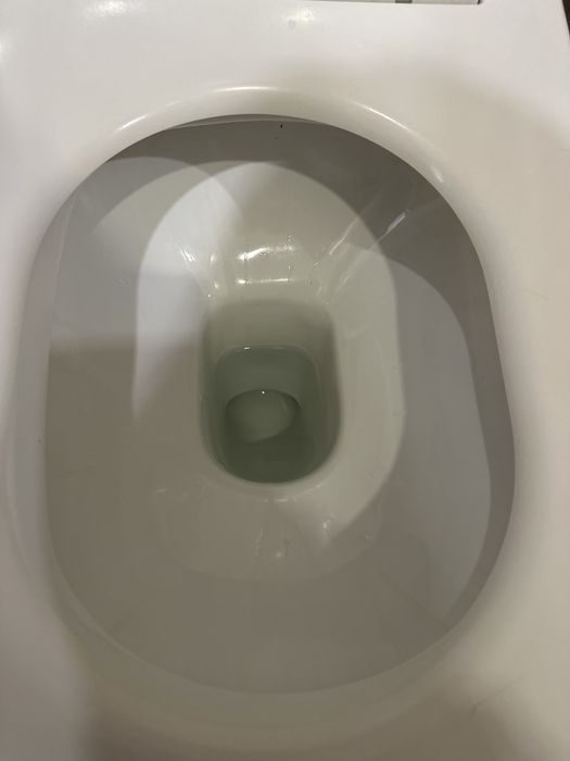 Продается унитаз