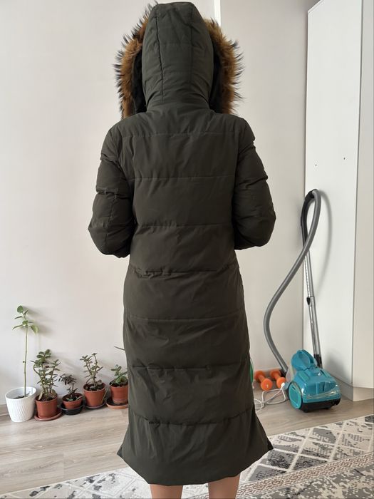 Теплый зимний пуховик
