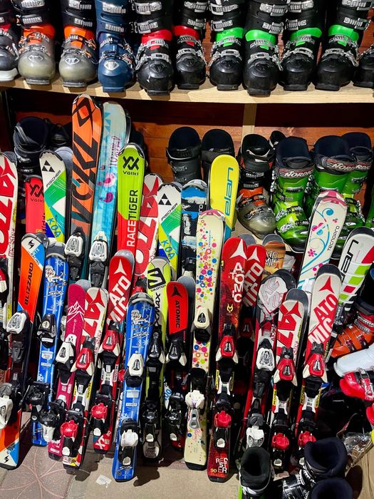 Schiuri copii skiuri adulti