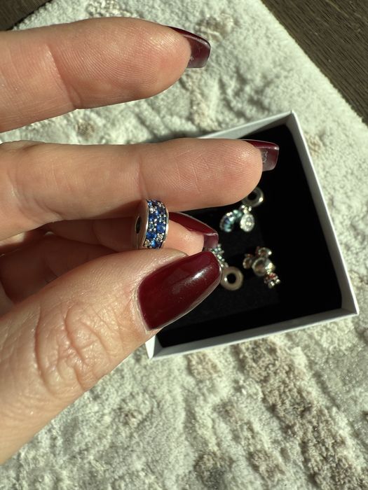 Pandora гривна и талисмани