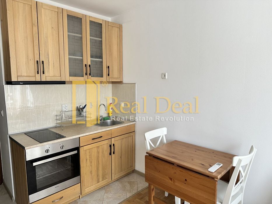 Дава се под наем Двустаен апартамент в София, Зона Б-19 - 55 кв.м за 418.71 € - Снимка #2