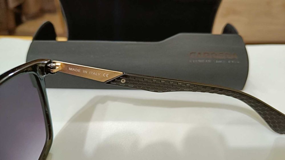 Слънчеви очила Carrera
