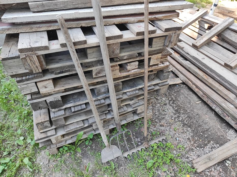 Брус, балки, дрова, доски, пиломатериалы.