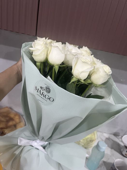 Қызыл роза ақ роза, ромашка