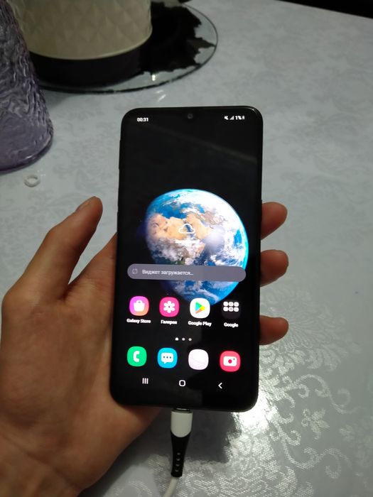 Продам Самсунг А10s 32gb
