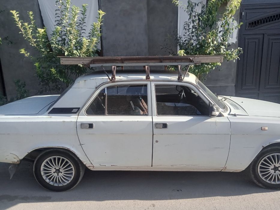 Gaz 31 029 Volga Sotiladi