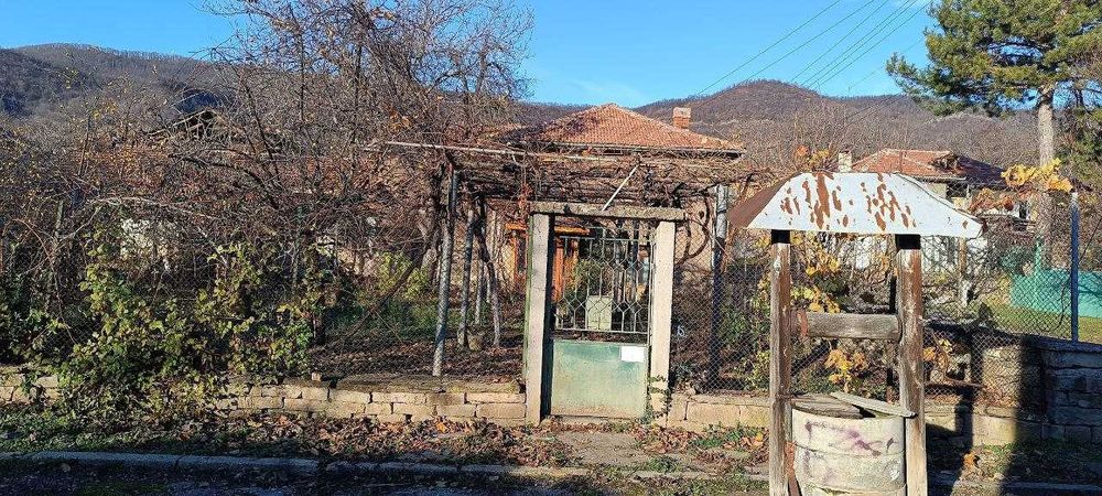 Продава се Къща в с. Дамяново, Област Габрово - 140 кв.м за 128 €/кв.м - Снимка #10