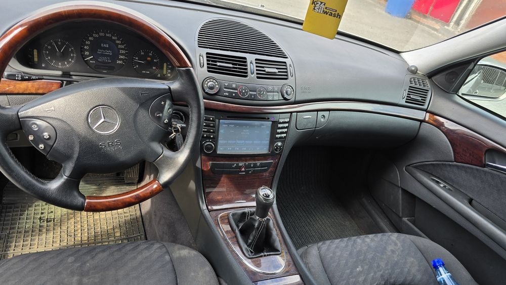 Mercedes w211 e class 2.2