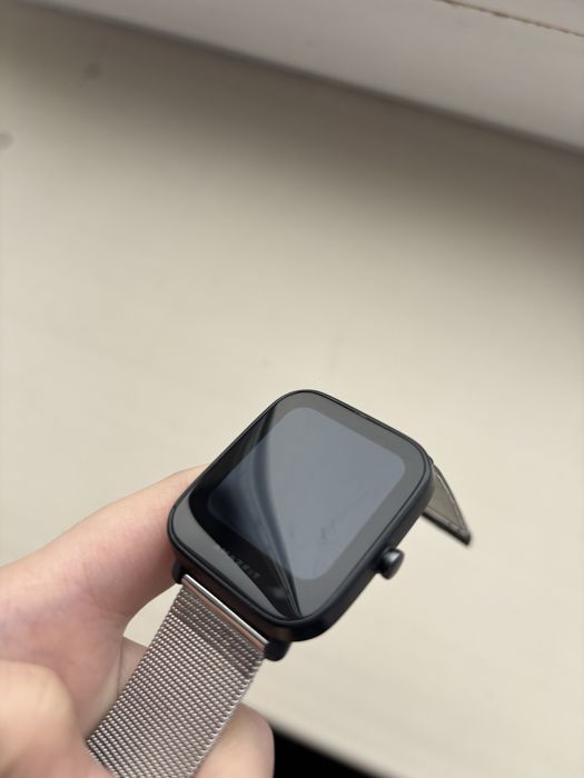 Смарт-часы Amazfit Bip U