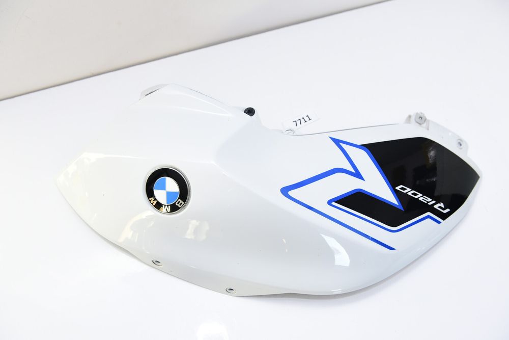 Carena rezevor combustibil partea dreapta BMW R1200R R1250R K53 K54