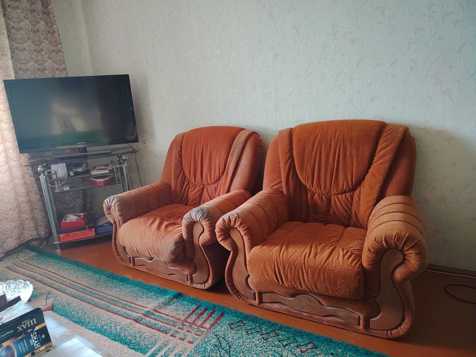 Два больших мягких кресла (б/у)