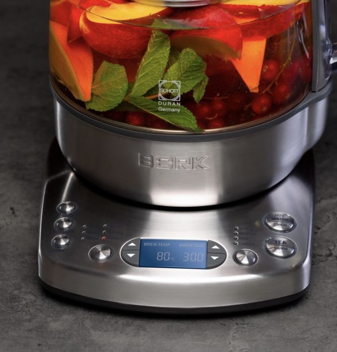 Продам Электрочайник Bork К 810