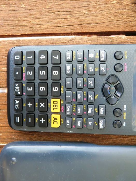 Научен калкулатор CASIO FX-82EX, Classwiz