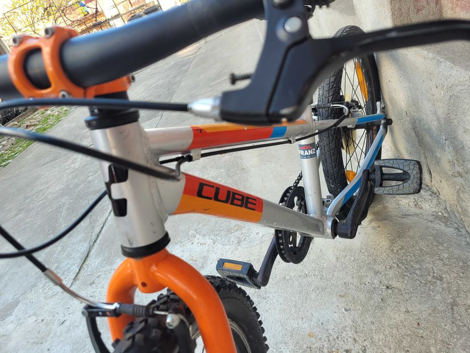 Bicicleta CUBE 20 DE COPII