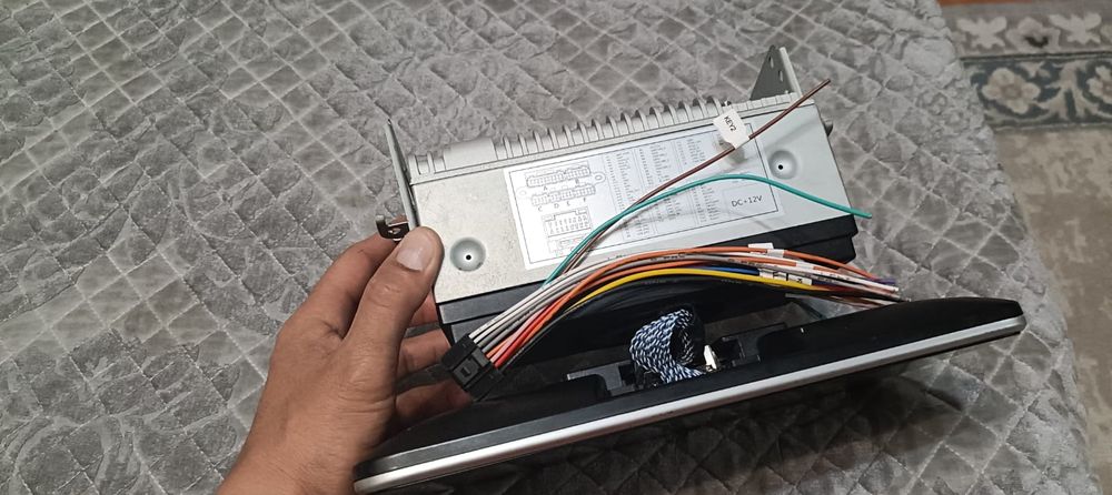 Продам автомагнитолу