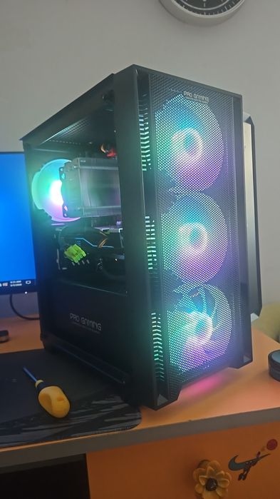 PC Gaming i7 7700K 16GB Ram Video 8GB