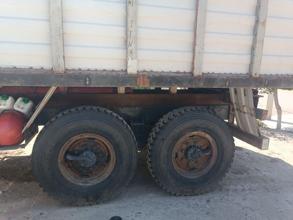 Zil 131 bartavov samasval yangi terilgan